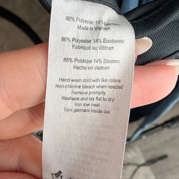 Alo Yoga Sunny Strappy Sports Bra Glossy Black Size S - Picture 9 of 10